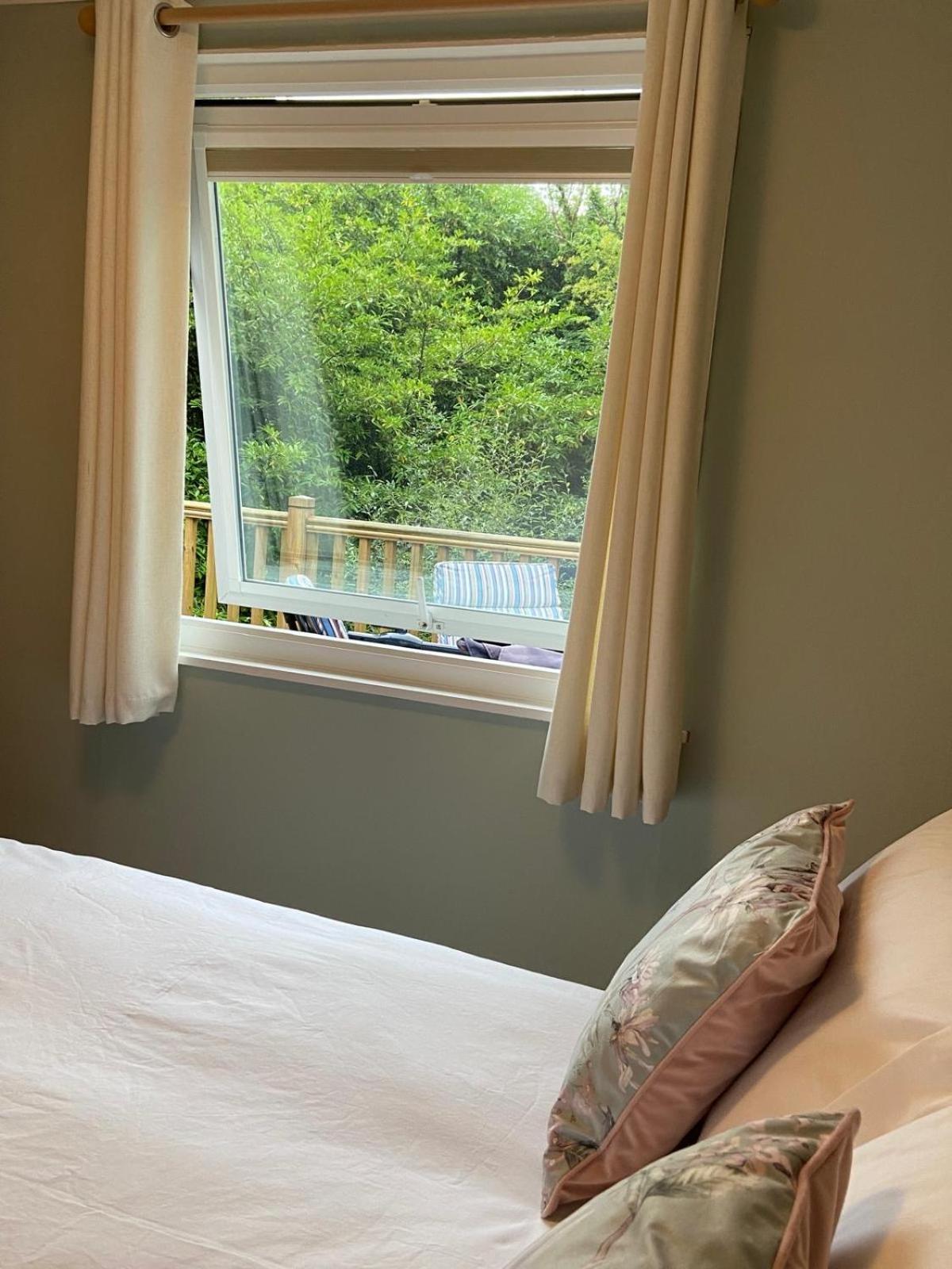 Chalet 64, Lakeside, Glan Gwna Holiday Park Caernarfon Exterior foto